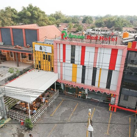 Green Red Hotel Syariah Jombang Esterno foto